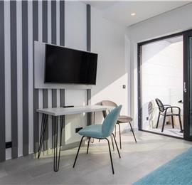 Luxury 5-Bedroom Villa with Sea-Views and Infinity Pool near Dubrovnik – Sleeps 10